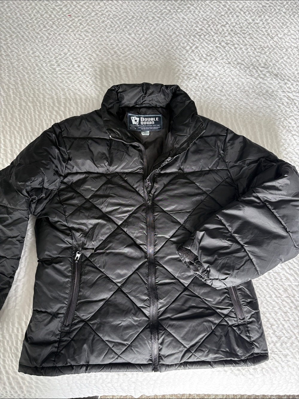 Double Down Steve & Barry’s  lack Nylon Down and Poly Quilted Puffer Size L